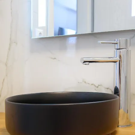 Route Du Canal ゲストハウス