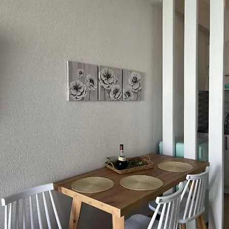 Route Du Canal ネア・ローダ