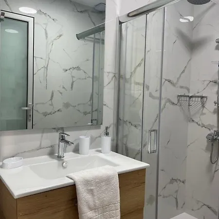 Route Du Canal ゲストハウス